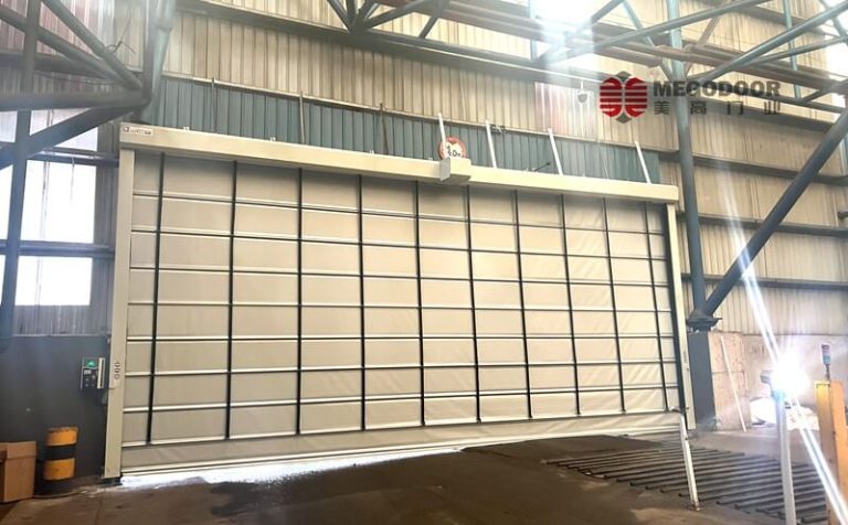 南通背带式大型快速堆积门：高效物流与洁净环境的理想选择缩略图