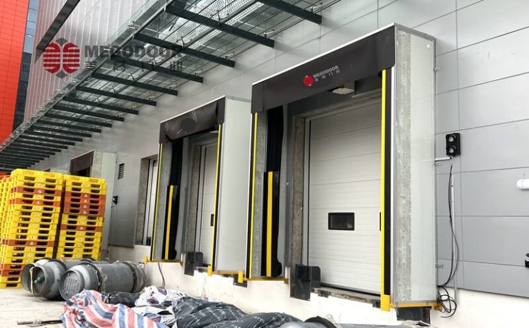 南通冷库保温充气门封｜美高门业冷链装卸口密封解决方案缩略图