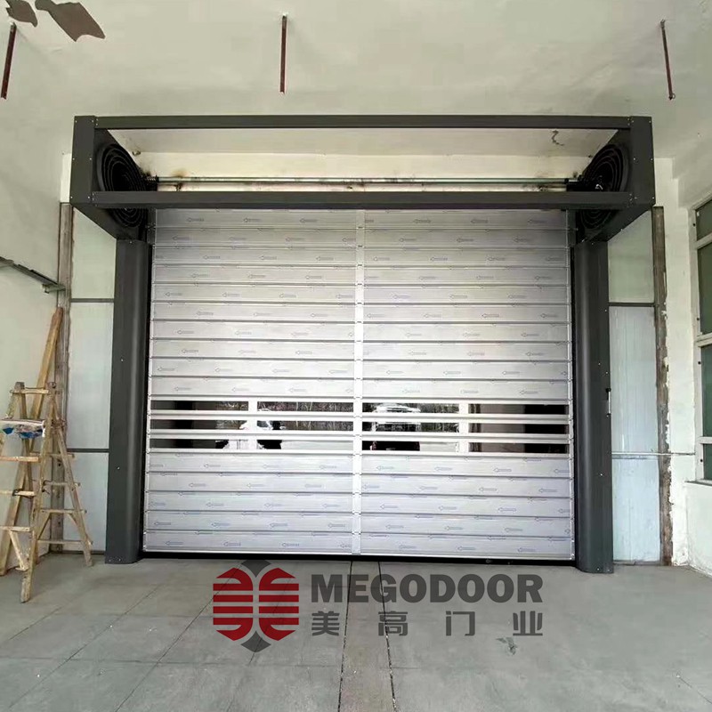 南通涡轮硬质快速门：工业场所的全能守护者缩略图