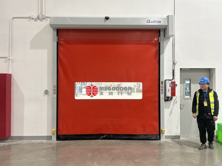 南通智能伺服电控快速卷帘门隔断的优势解析缩略图