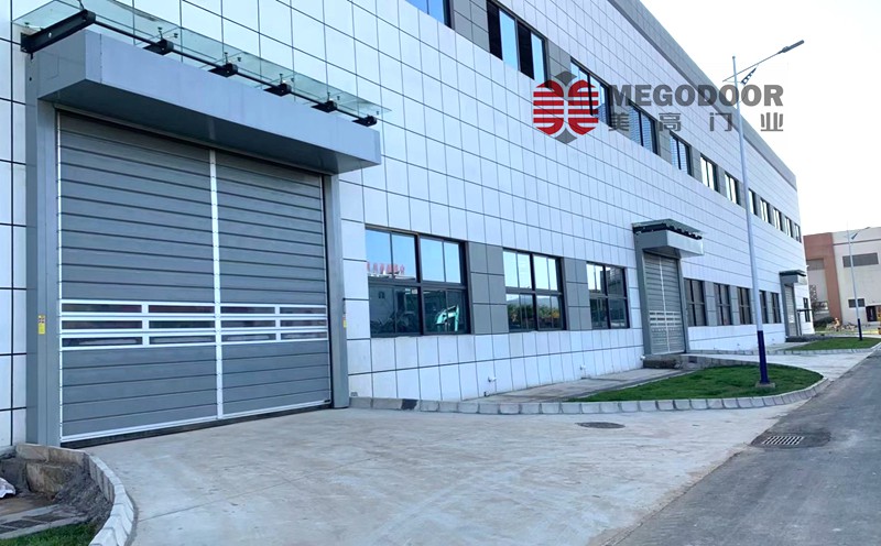适合南通地区工厂使用的大型抗风硬质快速门插图