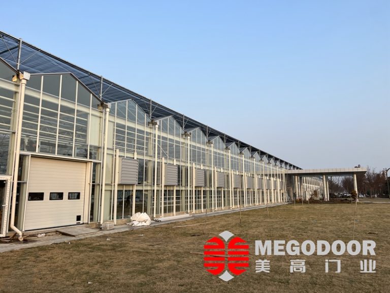 温室大棚用快速门、保温提升门怎么选？美高门业助力南通温室环境稳定运行缩略图